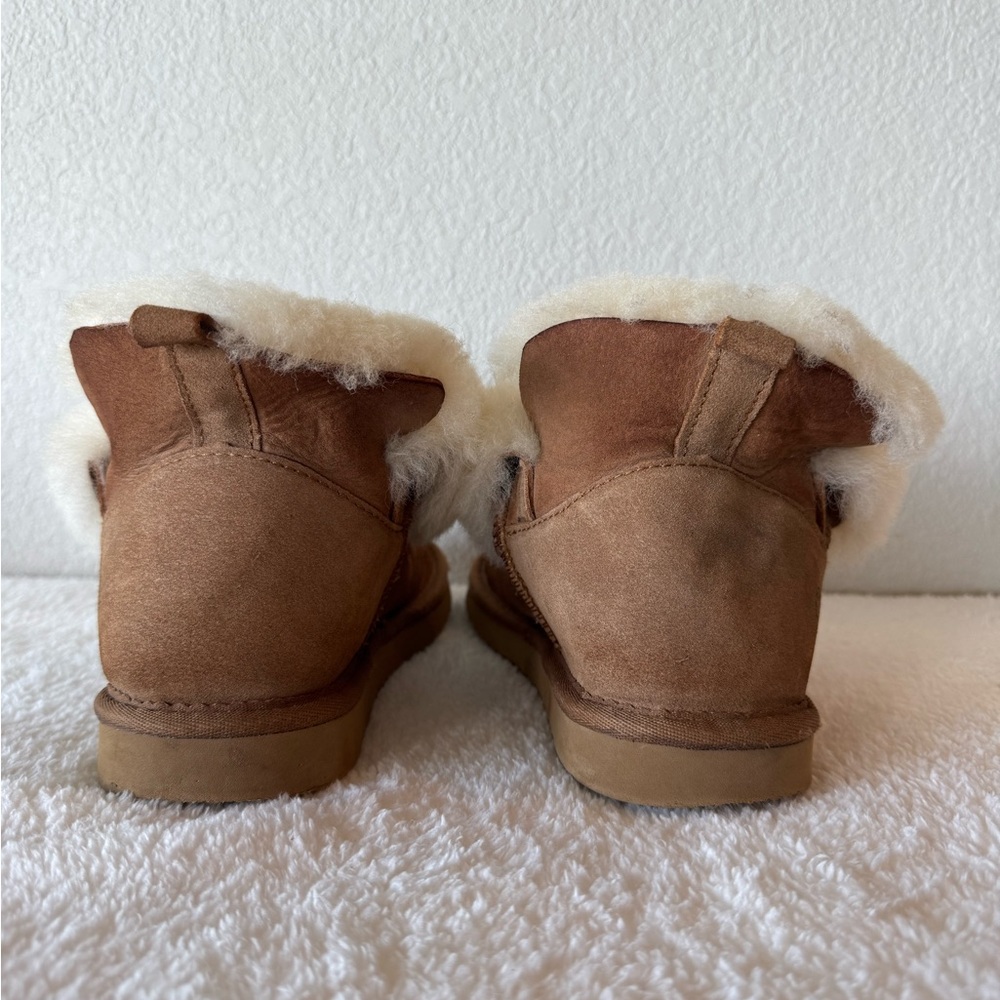 Dearfoams Women's Brown Bootie Slippers - Picture 8 of 11